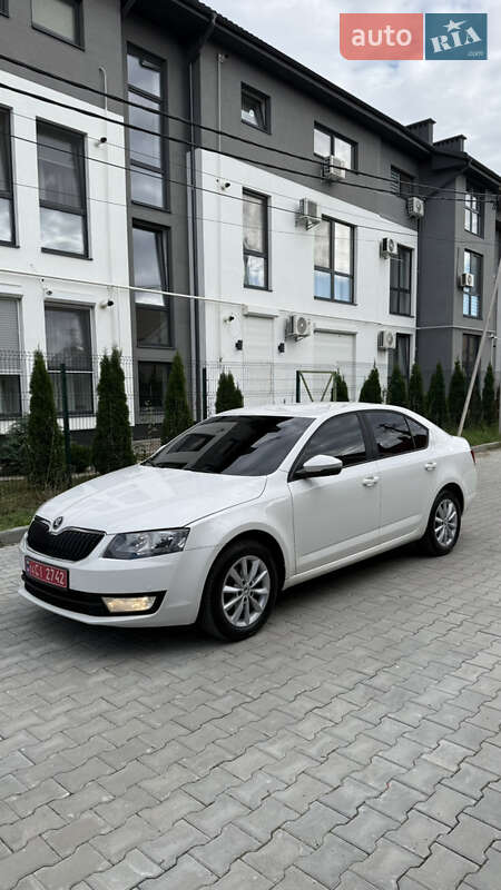 Лифтбек Skoda Octavia 2014 в Ужгороде