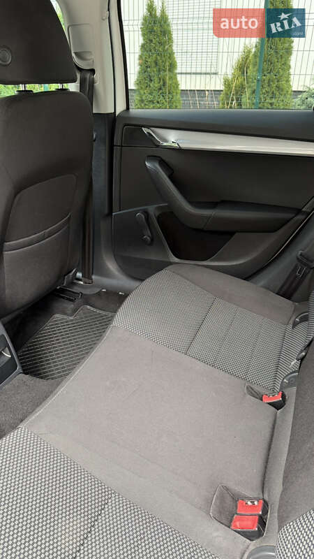 Лифтбек Skoda Octavia 2014 в Ужгороде