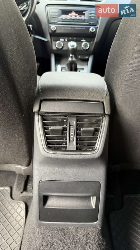 Лифтбек Skoda Octavia 2014 в Ужгороде