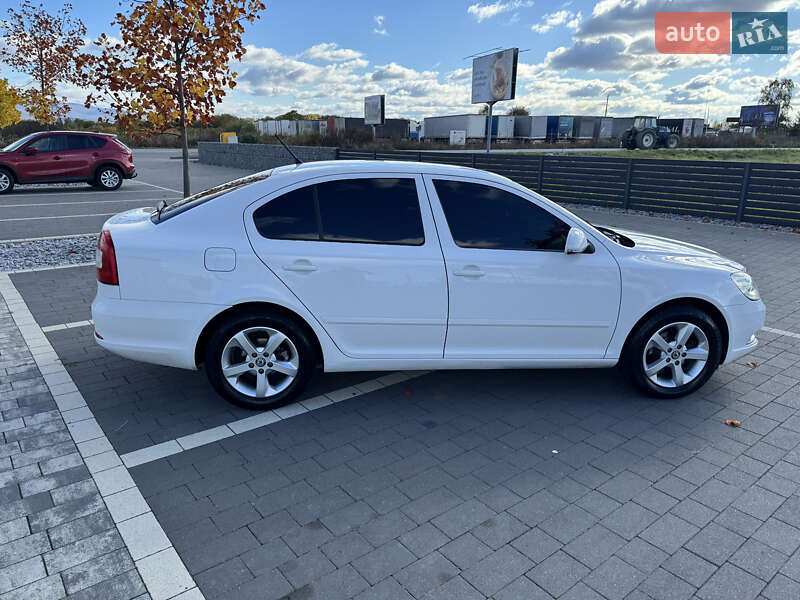 Лифтбек Skoda Octavia 2011 в Мукачево фото 12 Лифтбек Skoda Octavia 2011 в Мукачево