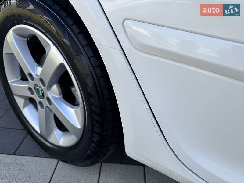 Лифтбек Skoda Octavia 2011 в Мукачево фото 19 Лифтбек Skoda Octavia 2011 в Мукачево