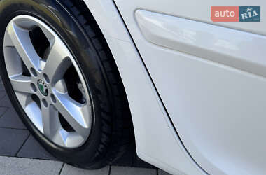 Ліфтбек Skoda Octavia 2011 в  фото 19 Ліфтбек Skoda Octavia 2011 в