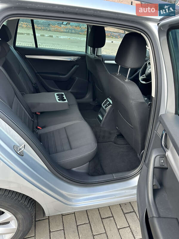Универсал Skoda Octavia 2020 в Луцке фото 29 Универсал Skoda Octavia 2020 в Луцке