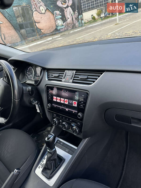 Универсал Skoda Octavia 2020 в Луцке фото 32 Универсал Skoda Octavia 2020 в Луцке