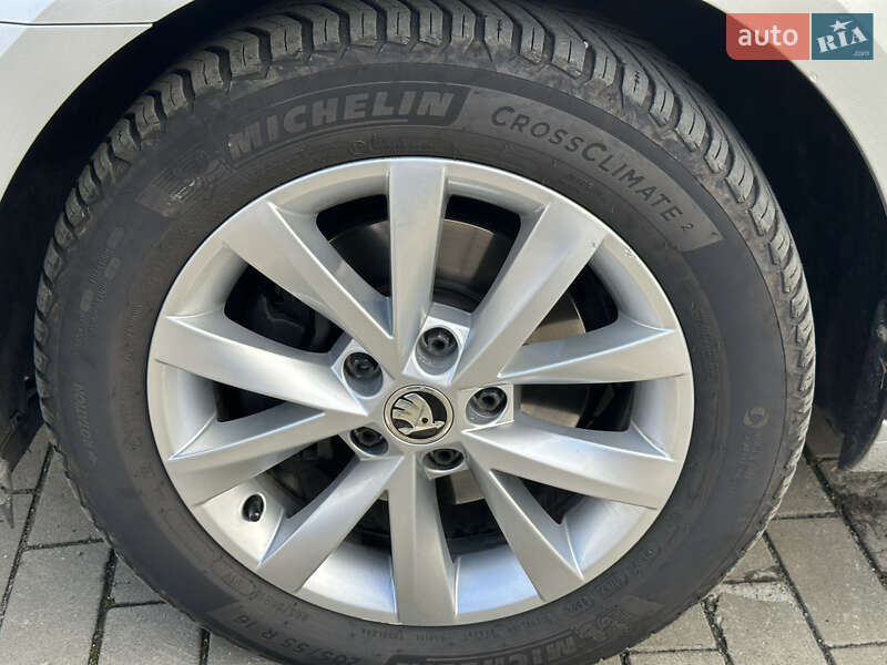 Универсал Skoda Octavia 2020 в Луцке фото 40 Универсал Skoda Octavia 2020 в Луцке