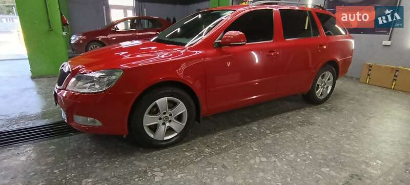 Універсал Skoda Octavia 2012 в Надвірній фото 6 Універсал Skoda Octavia 2012 в Надвірній