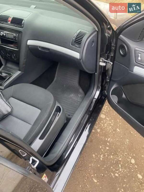 Лифтбек Skoda Octavia 2006 в Калуше