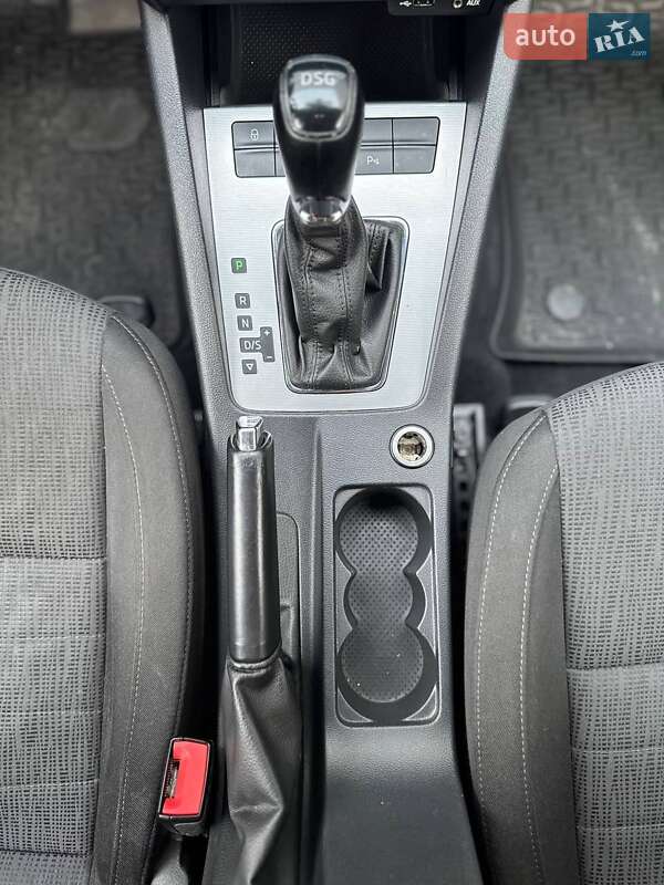 Универсал Skoda Octavia 2016 в Киеве фото 24 Универсал Skoda Octavia 2016 в Киеве