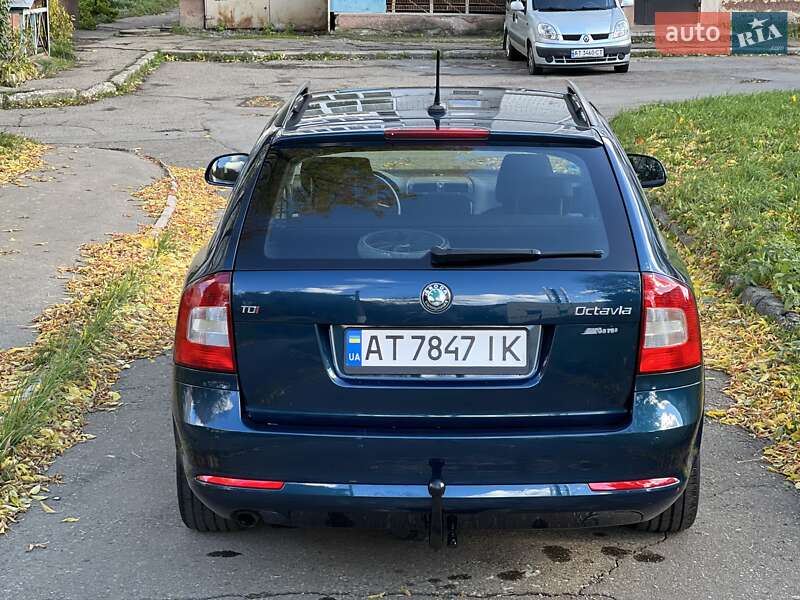 Универсал Skoda Octavia 2011 в Калуше
