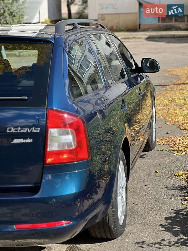 Универсал Skoda Octavia 2011 в Калуше