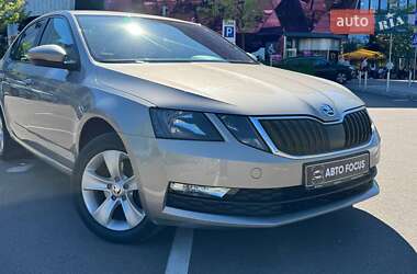 Лифтбек Skoda Octavia 2018 в 