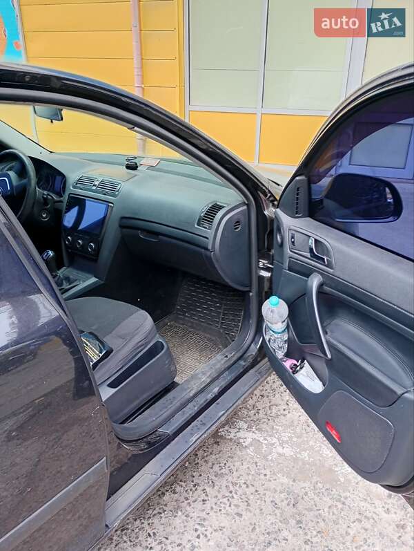 Ліфтбек Skoda Octavia 2011 в Миколаєві фото 3 Ліфтбек Skoda Octavia 2011 в Миколаєві