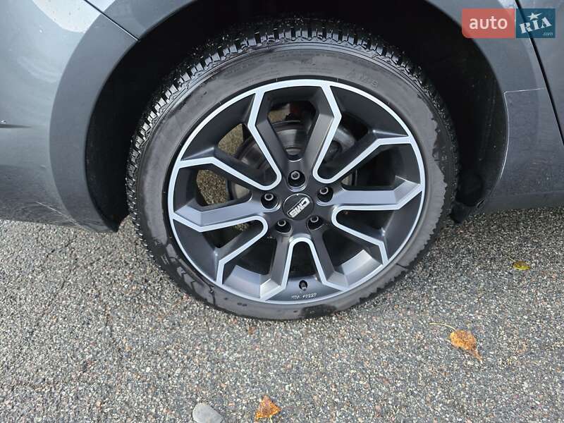 Універсал Skoda Octavia 2015 в Києві фото 4 Універсал Skoda Octavia 2015 в Києві