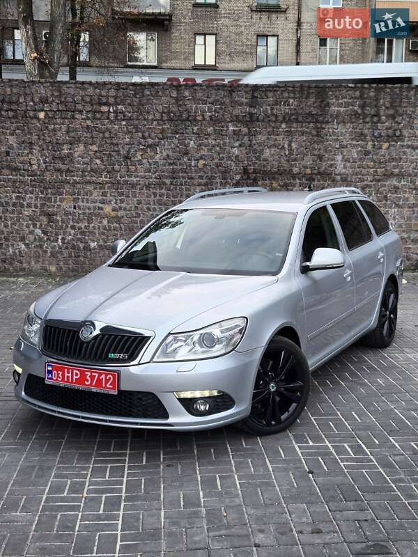 Универсал Skoda Octavia 2010 в Каменском фото 4 Универсал Skoda Octavia 2010 в Каменском