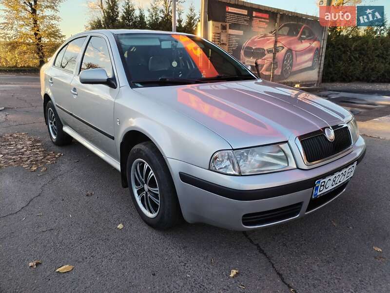 Ліфтбек Skoda Octavia 2006 в Шептицькому