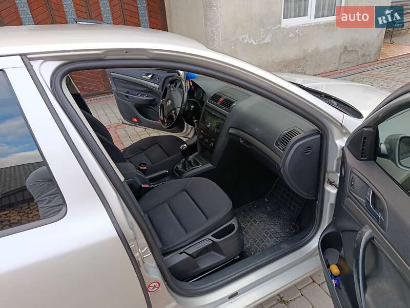 Лифтбек Skoda Octavia 2005 в Иршаве фото 7 Лифтбек Skoda Octavia 2005 в Иршаве