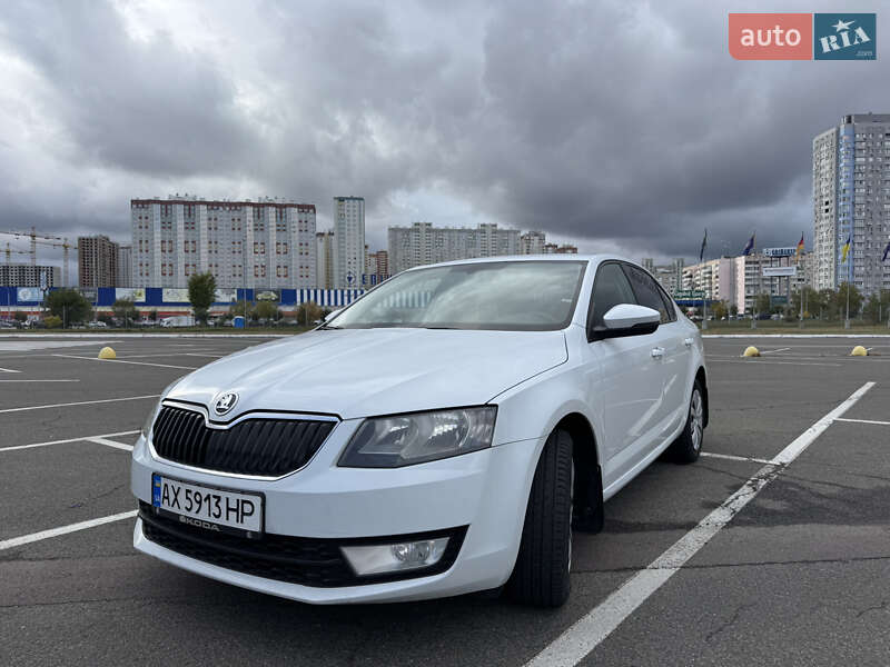 Лифтбек Skoda Octavia 2014 в Киеве фото Лифтбек Skoda Octavia 2014 в Киеве