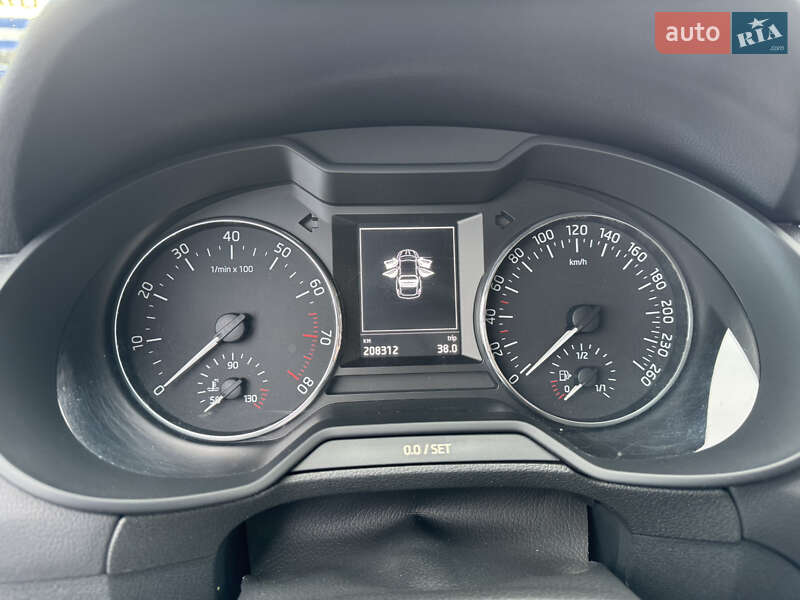 Лифтбек Skoda Octavia 2014 в Киеве фото 11 Лифтбек Skoda Octavia 2014 в Киеве