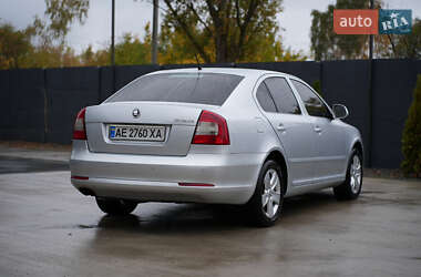 Лифтбек Skoda Octavia 2010 в 