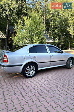 Лифтбек Skoda Octavia 2008 в 