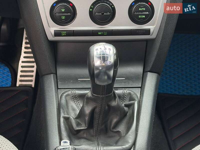 Лифтбек Skoda Octavia 2006 в Харькове
