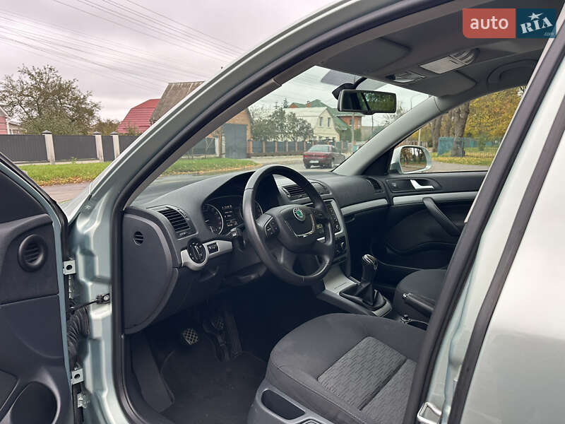 Универсал Skoda Octavia 2012 в Виннице