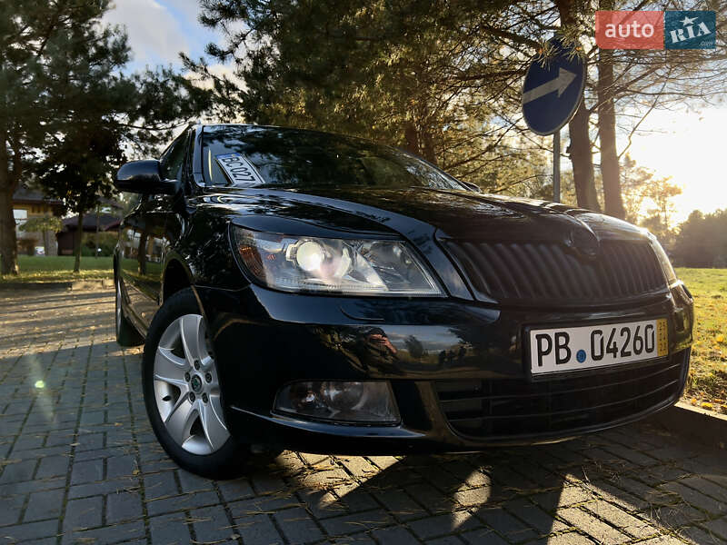 Универсал Skoda Octavia 2010 в Дрогобыче