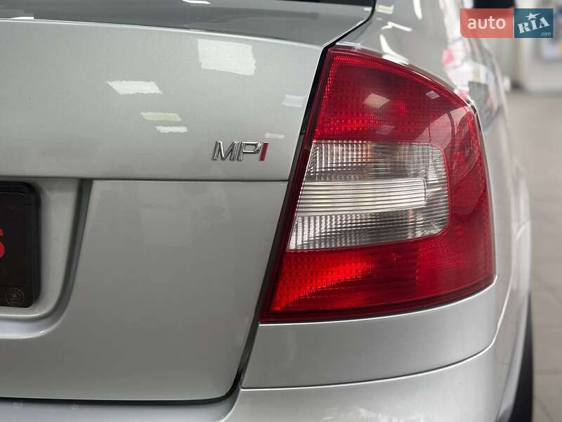 Лифтбек Skoda Octavia 2011 в Киеве фото 12 Лифтбек Skoda Octavia 2011 в Киеве