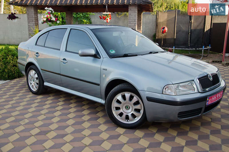 Лифтбек Skoda Octavia 2004 в Нежине