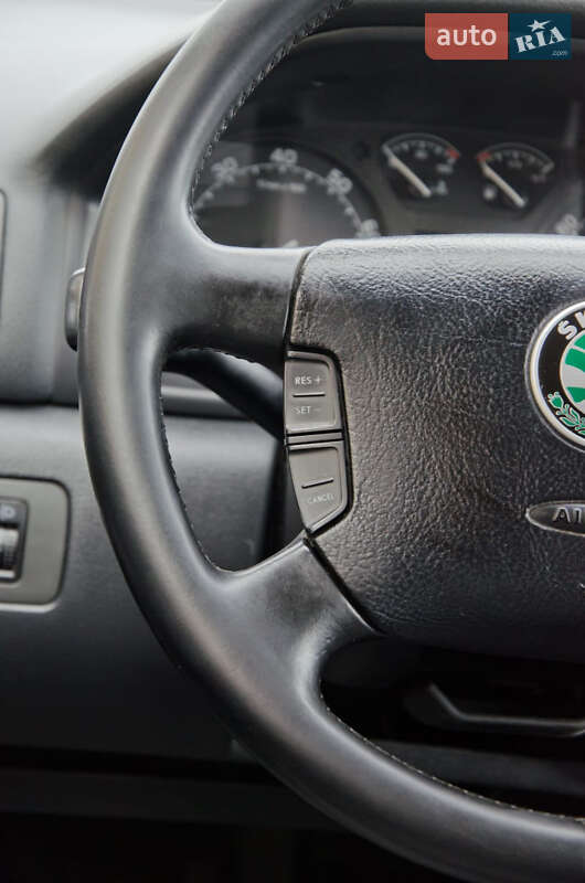 Лифтбек Skoda Octavia 2004 в Нежине