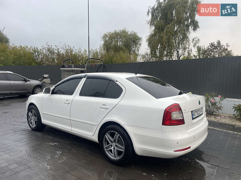 Ліфтбек Skoda Octavia 2011 в Городенці фото 6 Ліфтбек Skoda Octavia 2011 в Городенці