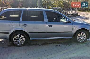 Универсал Skoda Octavia 2002 в  фото 9 Универсал Skoda Octavia 2002 в