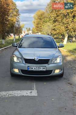 Универсал Skoda Octavia 2009 в 