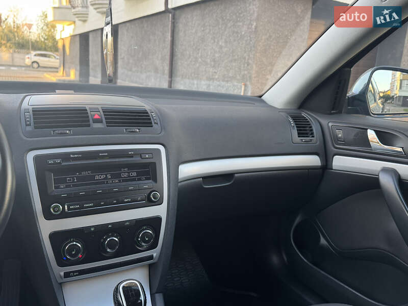 Універсал Skoda Octavia 2011 в Івано-Франківську