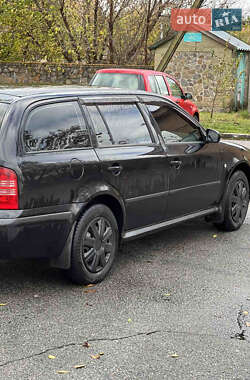 Универсал Skoda Octavia 2002 в  фото 6 Универсал Skoda Octavia 2002 в