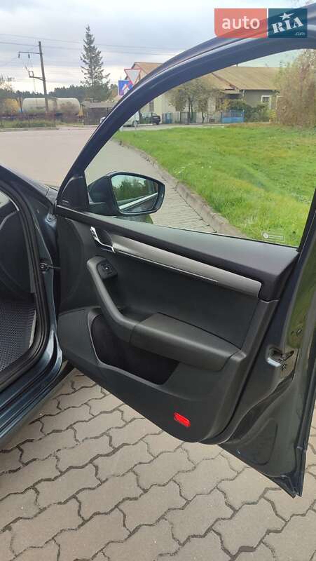 Універсал Skoda Octavia 2017 в Києві фото 24 Універсал Skoda Octavia 2017 в Києві