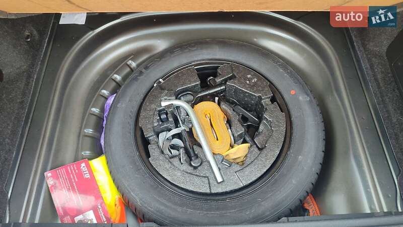 Універсал Skoda Octavia 2017 в Києві фото 38 Універсал Skoda Octavia 2017 в Києві