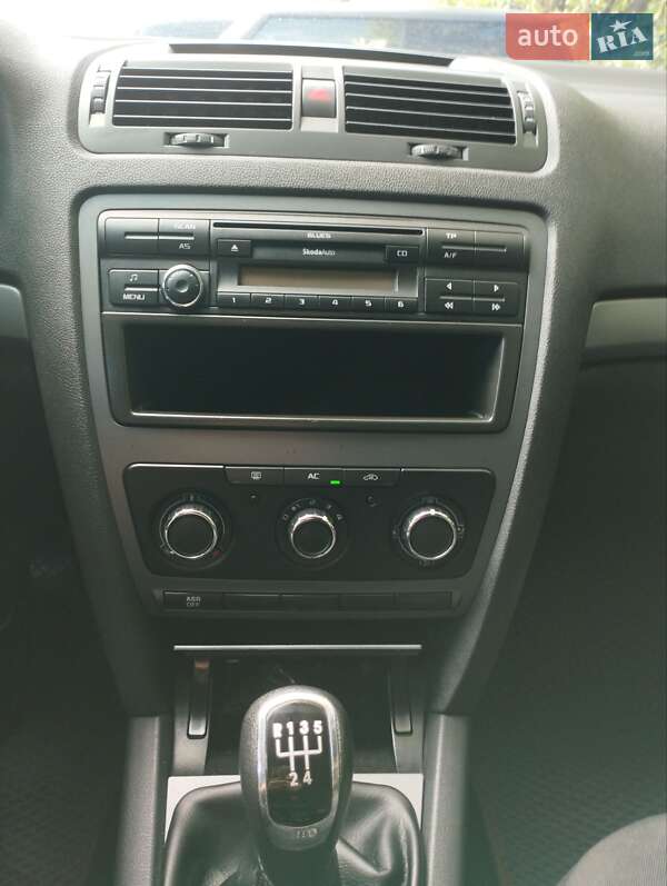 Ліфтбек Skoda Octavia 2011 в Києві фото 16 Ліфтбек Skoda Octavia 2011 в Києві