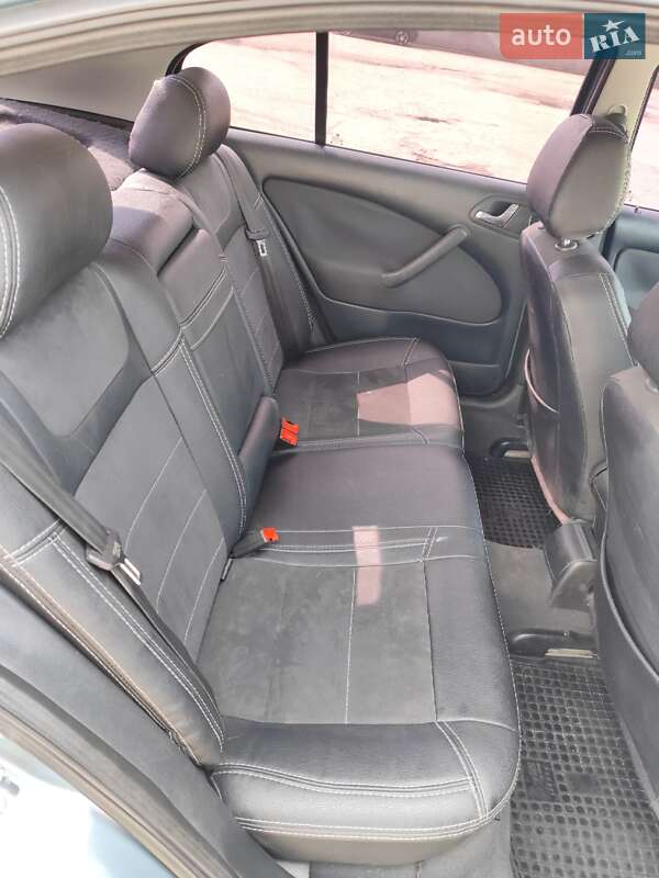 Лифтбек Skoda Octavia 2002 в Запорожье фото 14 Лифтбек Skoda Octavia 2002 в Запорожье