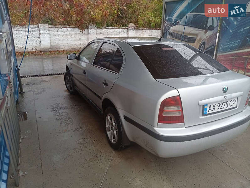Лифтбек Skoda Octavia 2001 в Полтаве