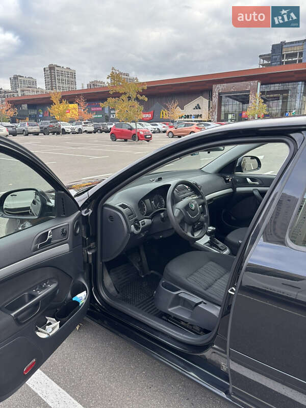 Лифтбек Skoda Octavia 2010 в Киеве фото 10 Лифтбек Skoda Octavia 2010 в Киеве