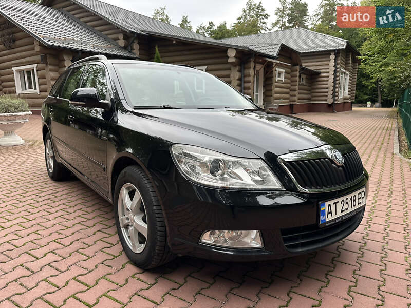 Универсал Skoda Octavia 2010 в Киеве фото Универсал Skoda Octavia 2010 в Киеве