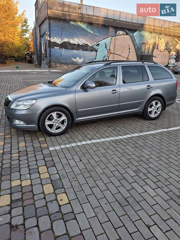 Skoda Octavia 2012 Skoda Octavia 2012