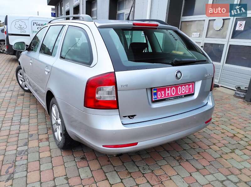 Универсал Skoda Octavia 2010 в Сарнах фото 47 Универсал Skoda Octavia 2010 в Сарнах