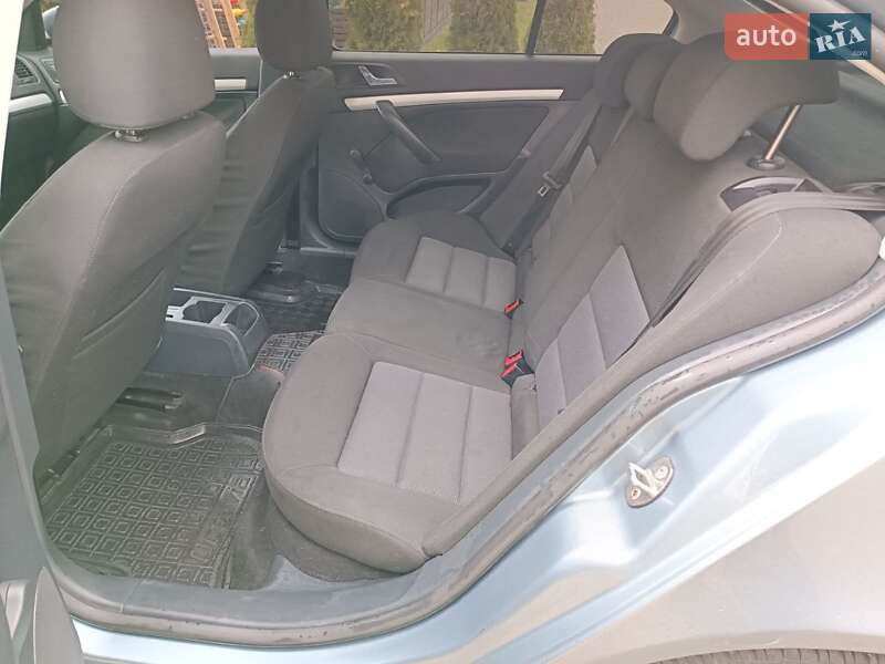 Ліфтбек Skoda Octavia 2006 в Здолбуніві фото 12 Ліфтбек Skoda Octavia 2006 в Здолбуніві