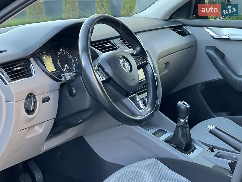 Универсал Skoda Octavia 2015 в Ужгороде фото 20 Универсал Skoda Octavia 2015 в Ужгороде