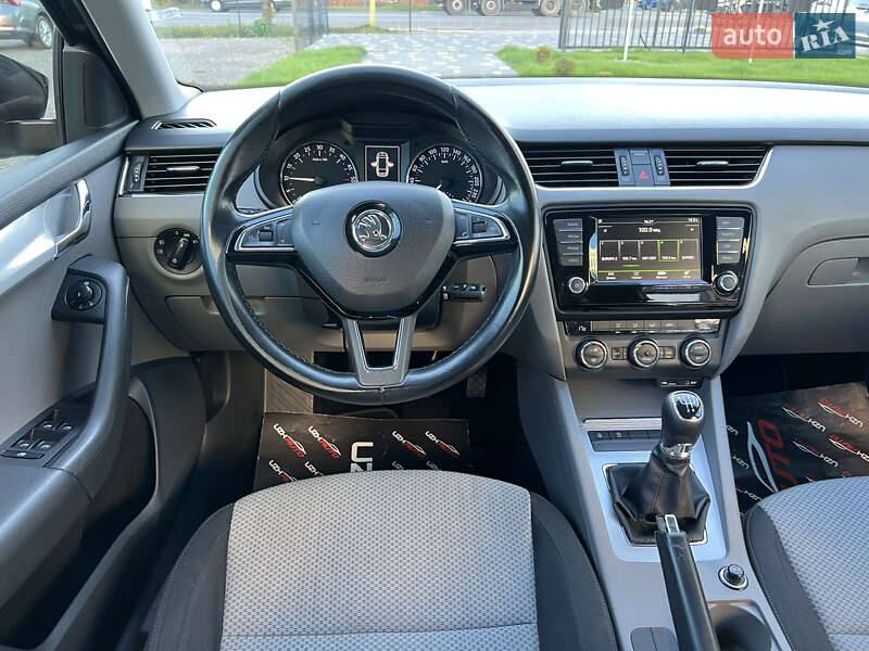 Универсал Skoda Octavia 2015 в Ужгороде фото 32 Универсал Skoda Octavia 2015 в Ужгороде