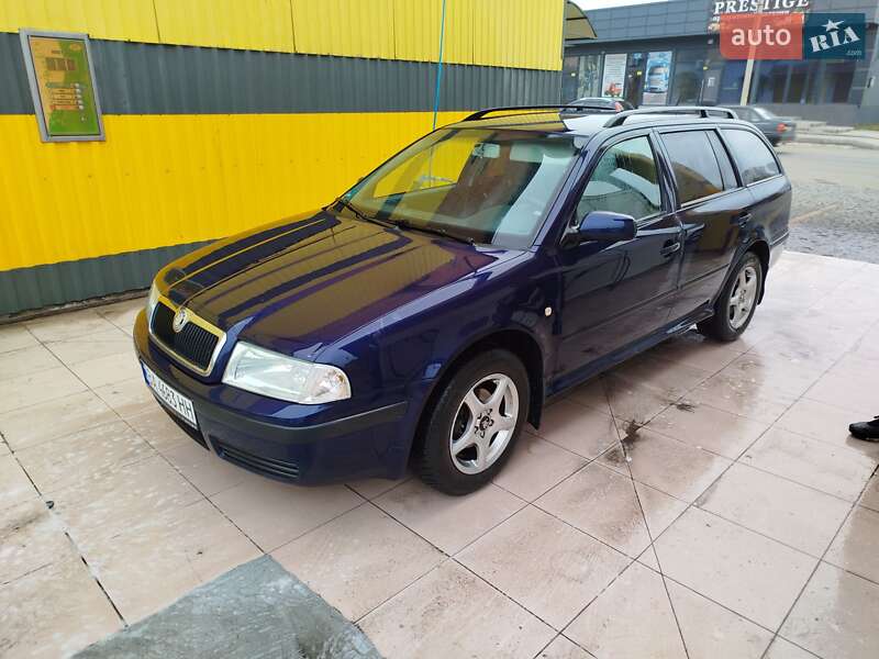 Універсал Skoda Octavia 2004 в Гайвороні
