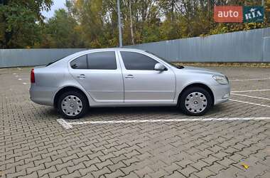 Лифтбек Skoda Octavia 2011 в 