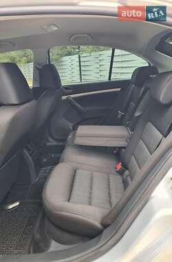 Лифтбек Skoda Octavia 2011 в 